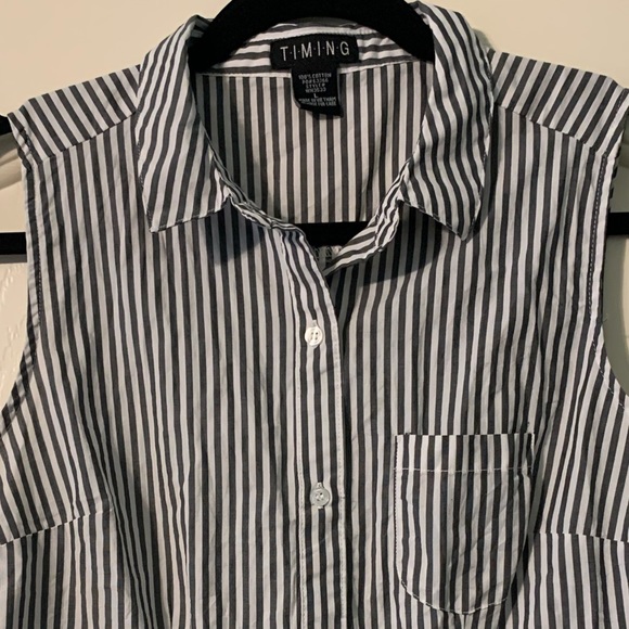 grey & white striped button up tank top - Picture 2 of 3